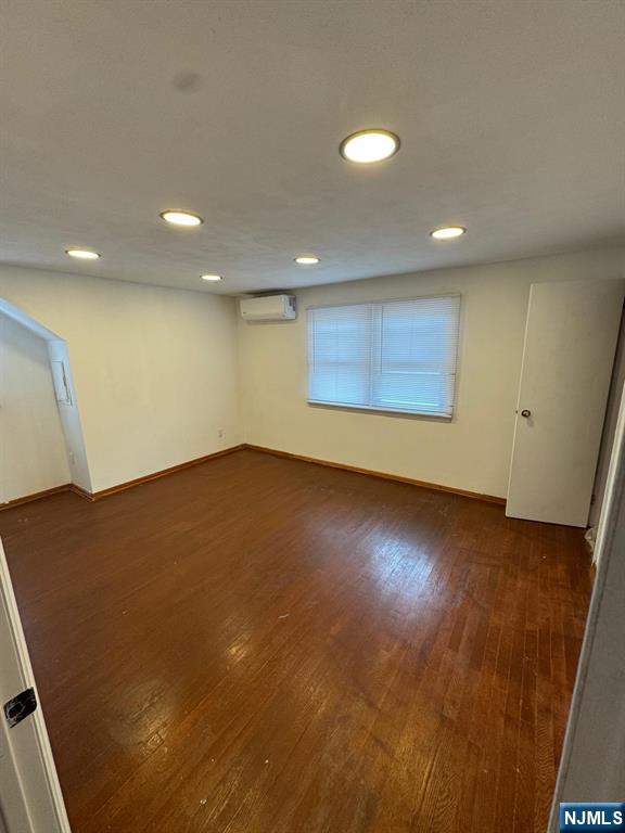 96 Koster Street, Unit 2 Wallington, NJ 07057 - Photo 2 of 5