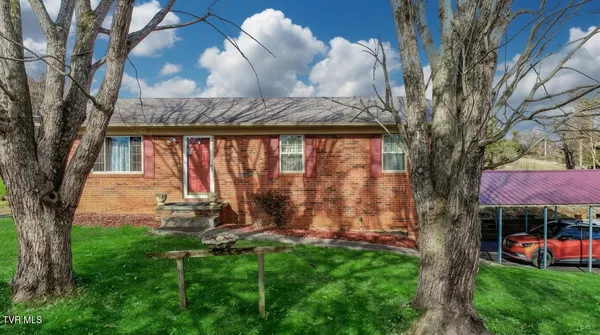 $339,900 | 339 Bramble Lane, Dandridge, TN 37725