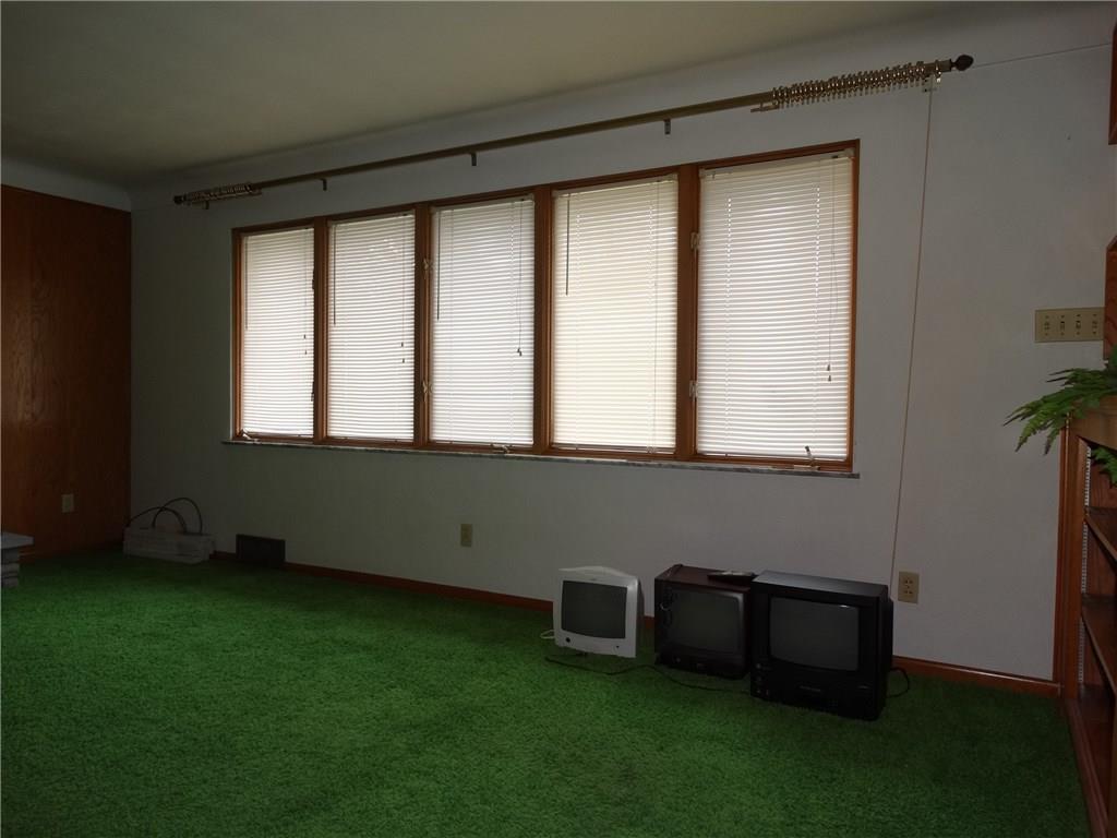 20 Barbara Road Latrobe, PA 15650 - Photo 8 of 22 Gallery Image 8