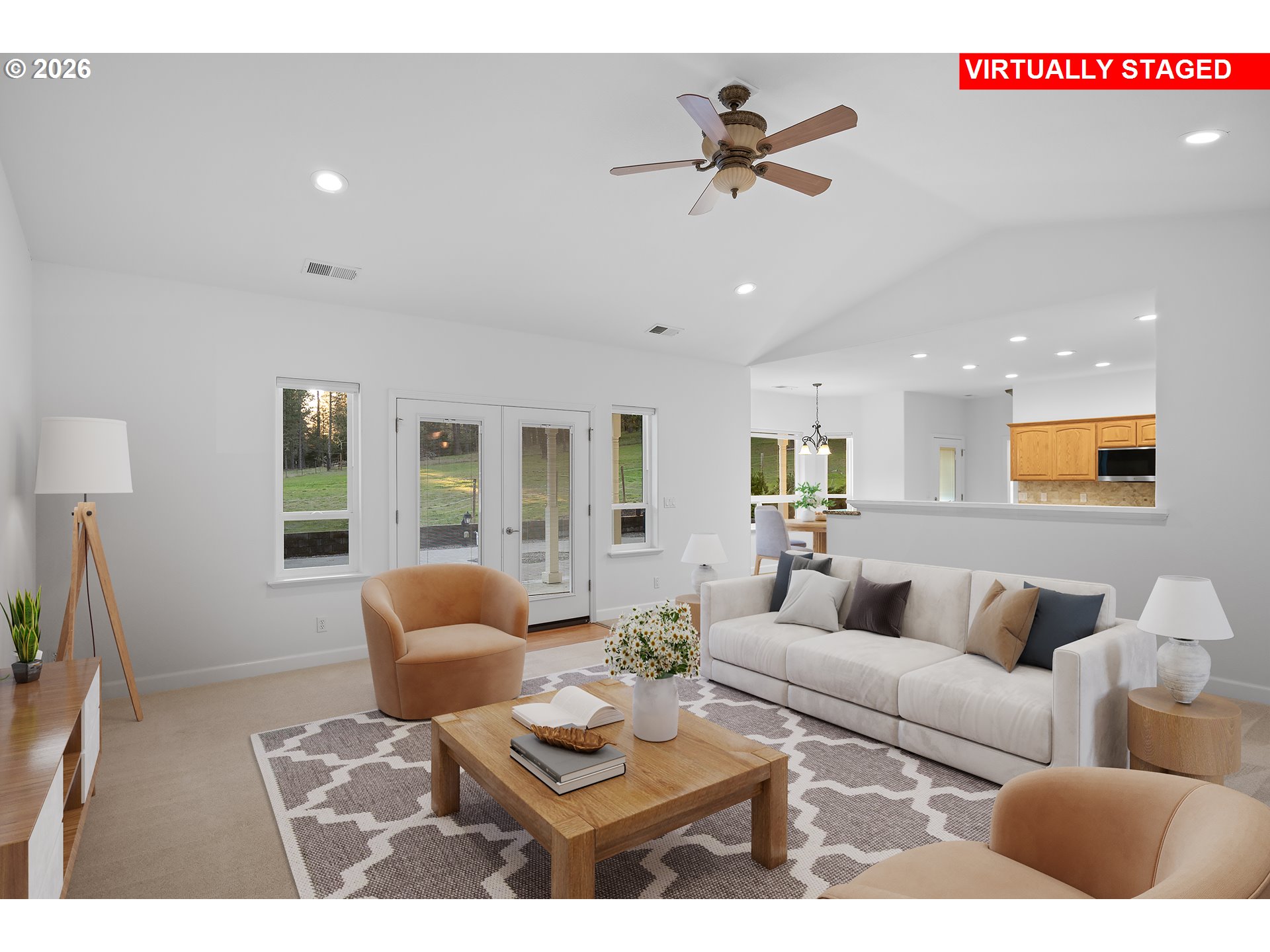 982 Doerner Road Roseburg, OR 97471 - Photo 6 of 48 Living Room