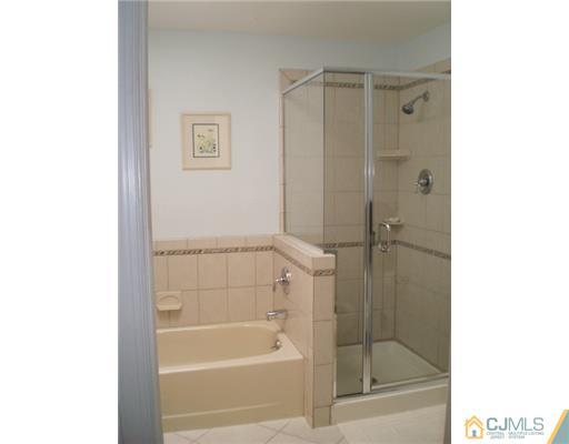 4604 Stonehedge Road Edison, NJ 08820 - Photo 7 of 14