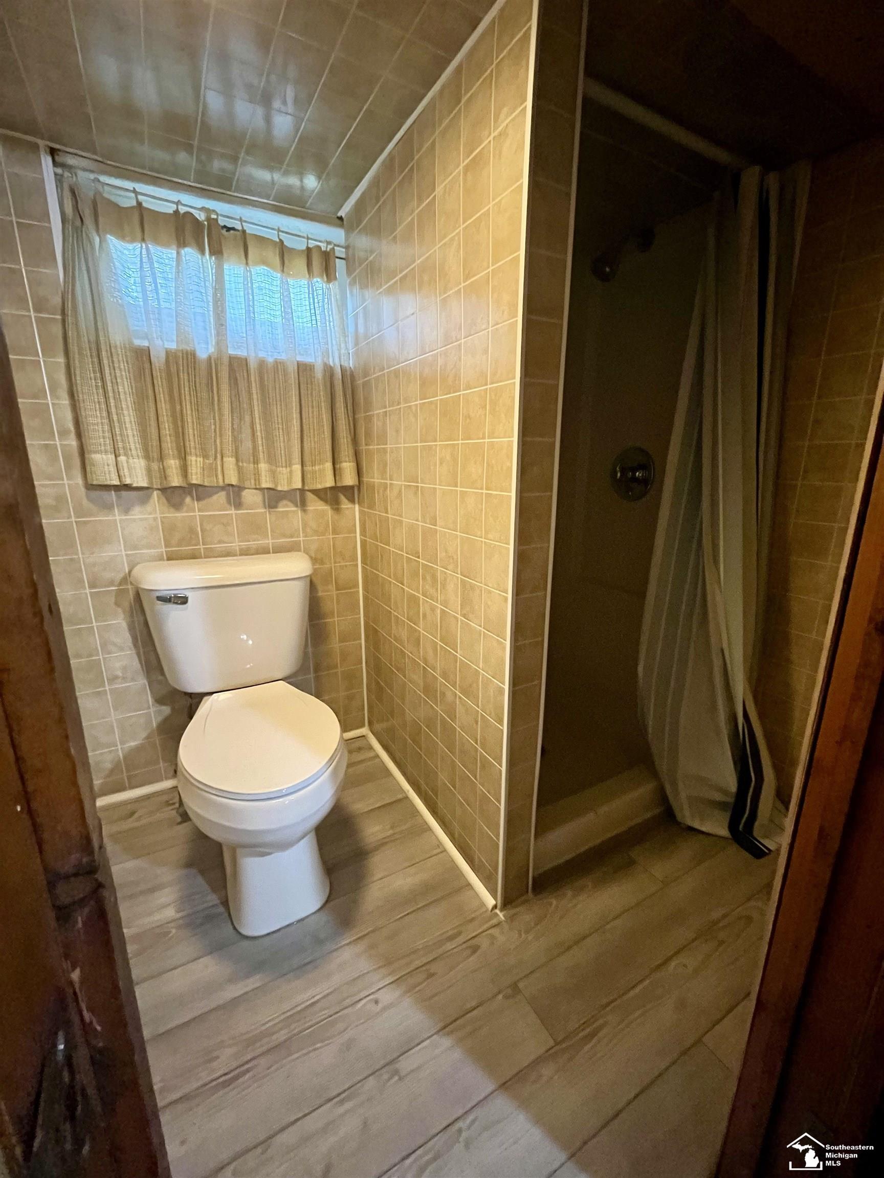 5714 East Dunbar Road Monroe, MI 48161 - Photo 18 of 24 50188226-02b5754e-6b3f-47dd-914d-9627241c7178.JPG
