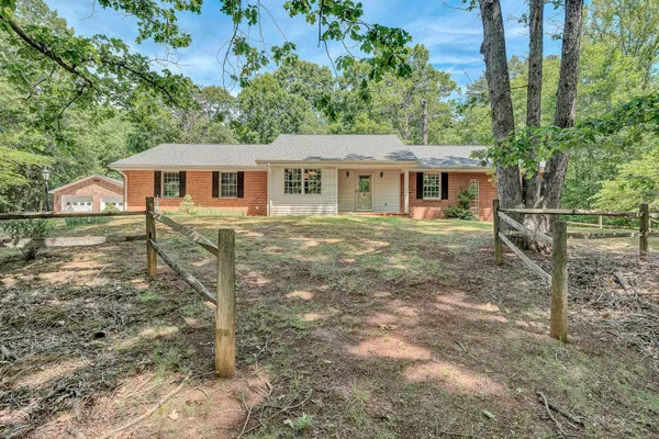 $480,000 | 206 Brookledge Drive, Vinton, VA 24179