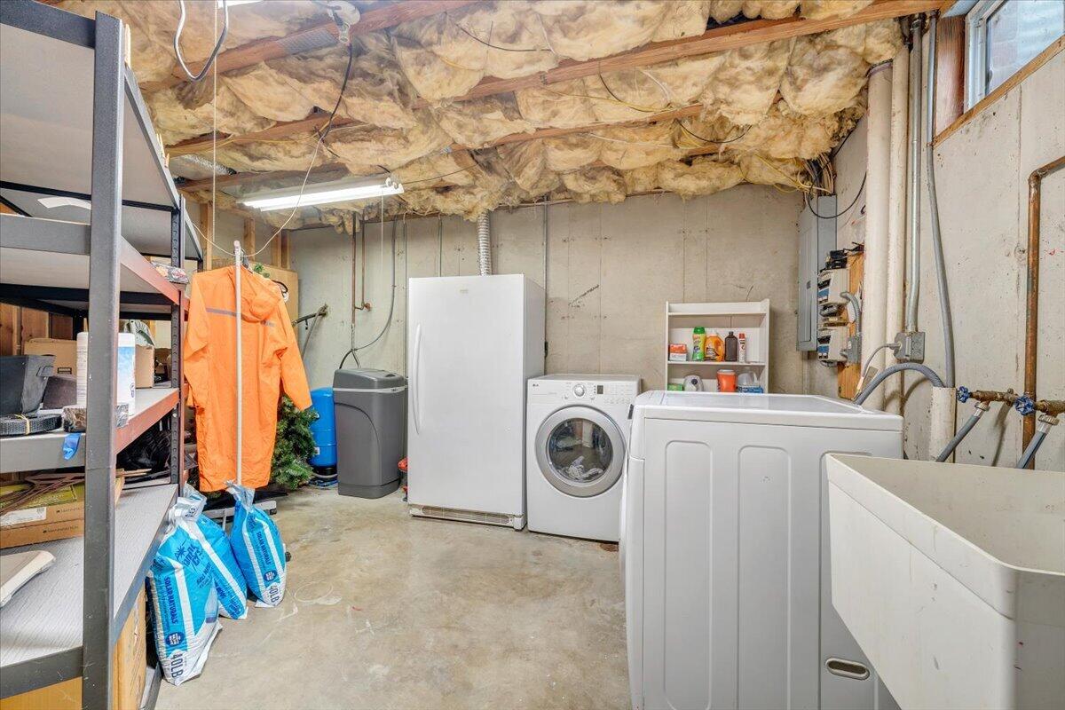 1905 Mt Joy Road Buchanan, VA 24066 - Photo 39 of 59 40-MIB05202