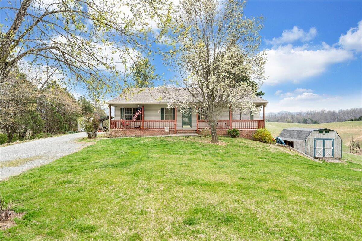 1905 Mt Joy Road Buchanan, VA 24066 - Photo 48 of 59 49-MIB05247