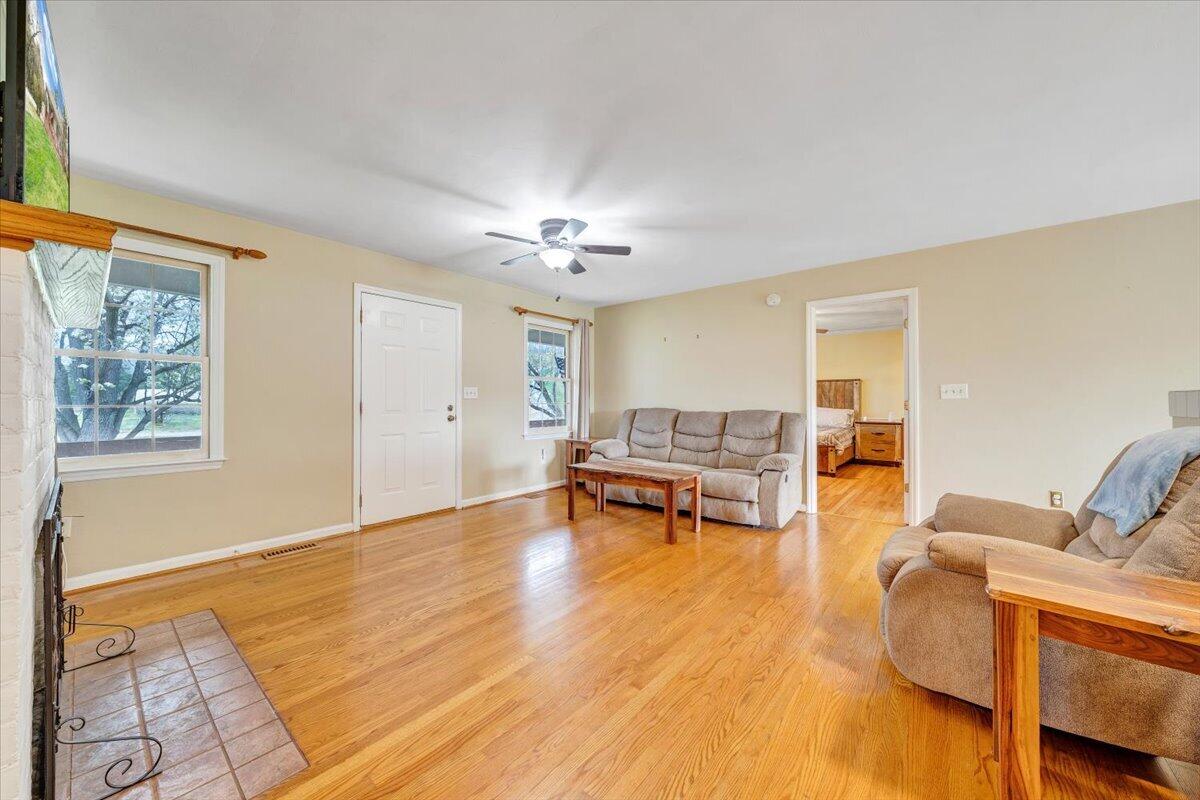 1905 Mt Joy Road Buchanan, VA 24066 - Photo 7 of 59 07-MIB05112