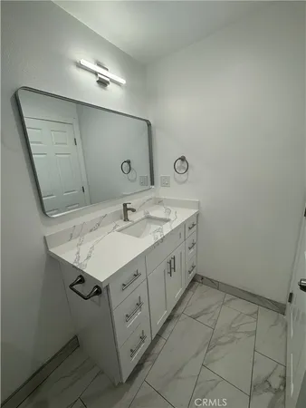 $3,195 | 11624 208th Street, Lakewood, CA 90715