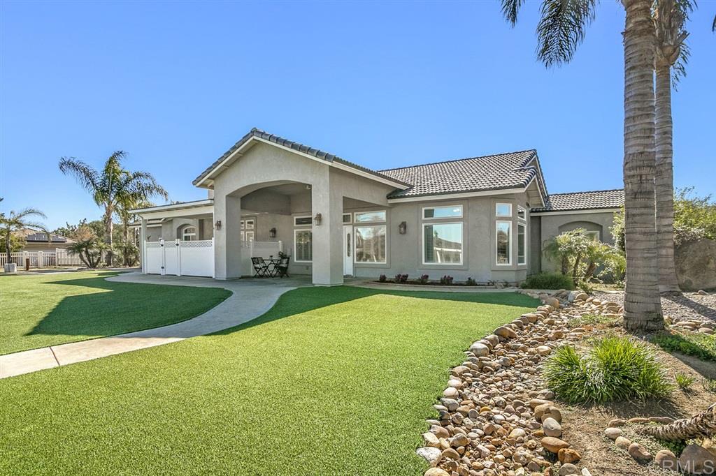 2241 Old Stagecoach Trail Alpine, CA 91901 - Photo 2 of 25