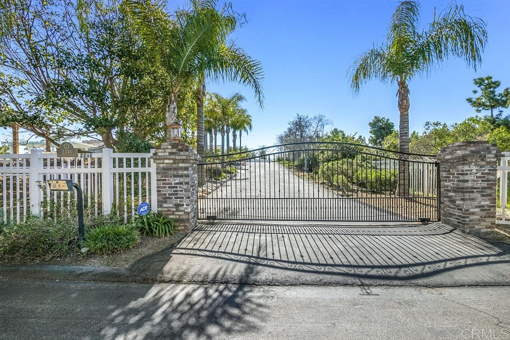 2241 Old Stagecoach Trail Alpine, CA 91901 - Photo 3 of 25