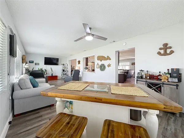 $384,900 | 3455 100th Avenue North, Pinellas Park, FL 33782
