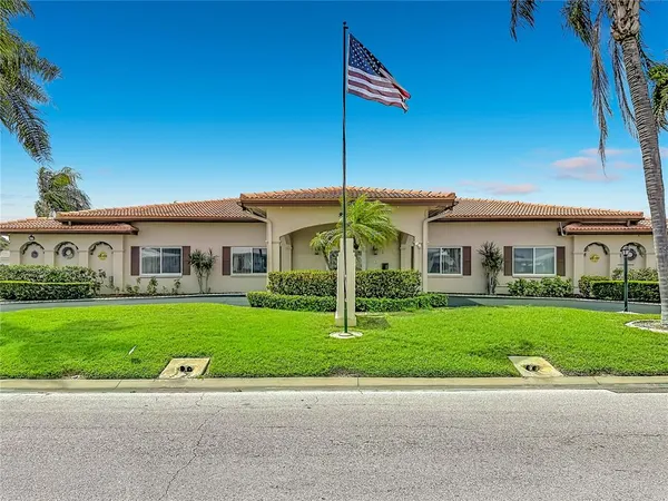 $384,900 | 3455 100th Avenue North, Pinellas Park, FL 33782
