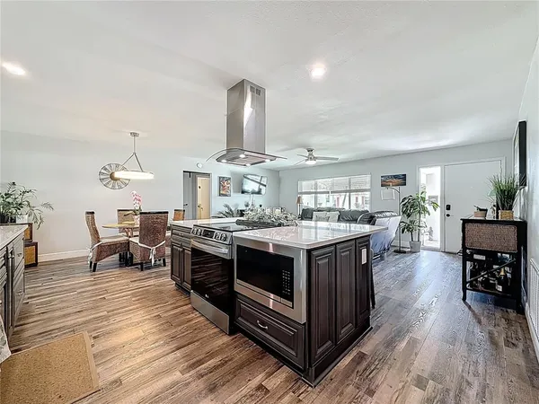 $384,900 | 3455 100th Avenue North, Pinellas Park, FL 33782