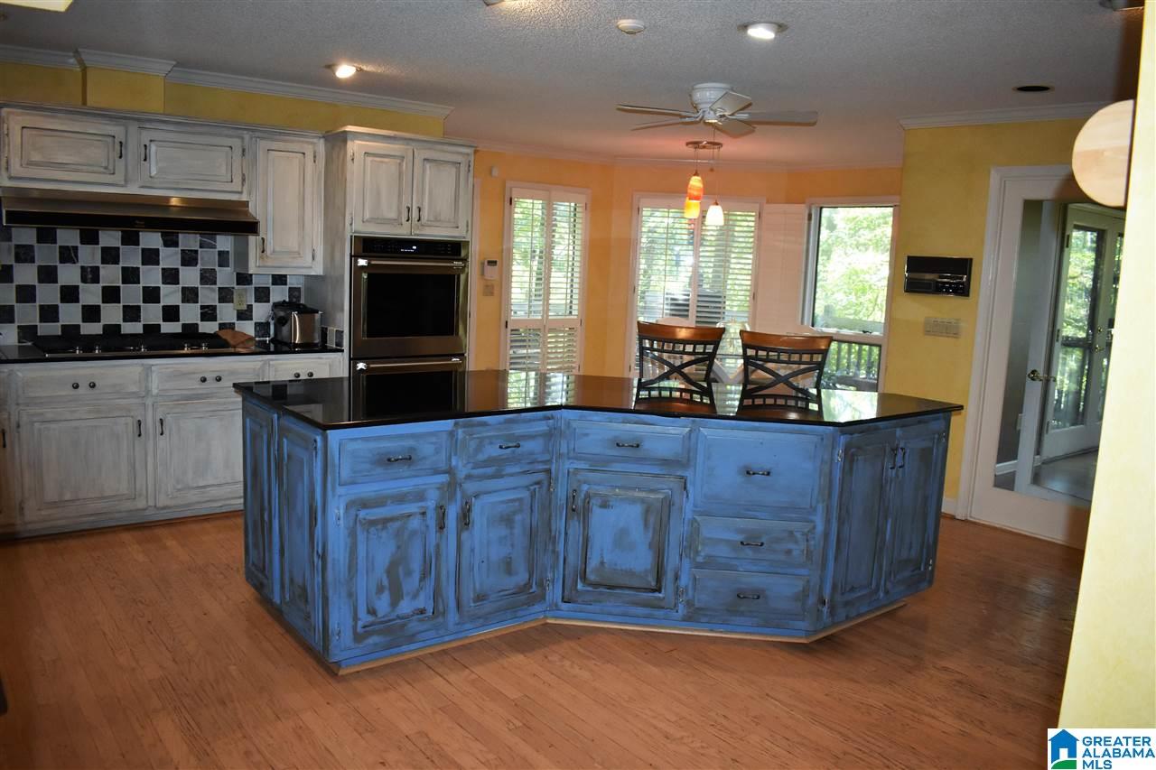 1229 Robin Lane Birmingham, AL 35235 - Photo 10 of 45