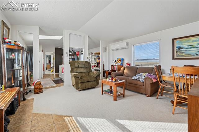 16830 Finch Road Colorado Springs, CO 80928 - Photo 26 of 49 Mobile home living room