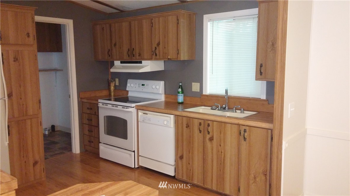 6141 Azure Way Maple Falls, WA 98266 - Photo 11 of 17 Gallery Image 11