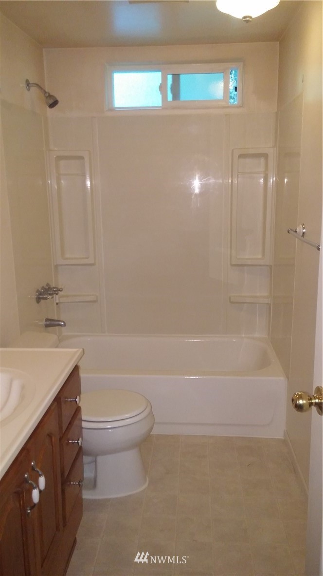 6141 Azure Way Maple Falls, WA 98266 - Photo 15 of 17 Gallery Image 15