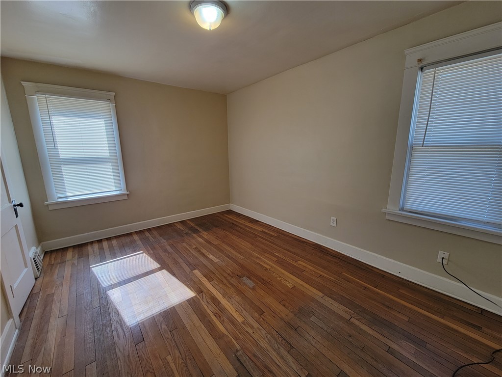 1936 Staunton Road Cleveland, OH 44118 - Photo 13 of 32