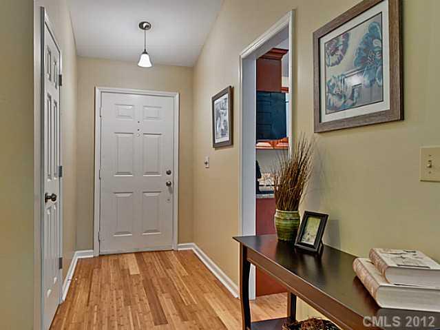 6301 Randy Drive Charlotte, NC 28215 - Photo 3 of 16 Gallery Image 3