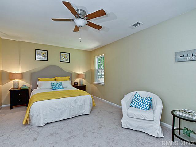 6301 Randy Drive Charlotte, NC 28215 - Photo 7 of 16 Gallery Image 7