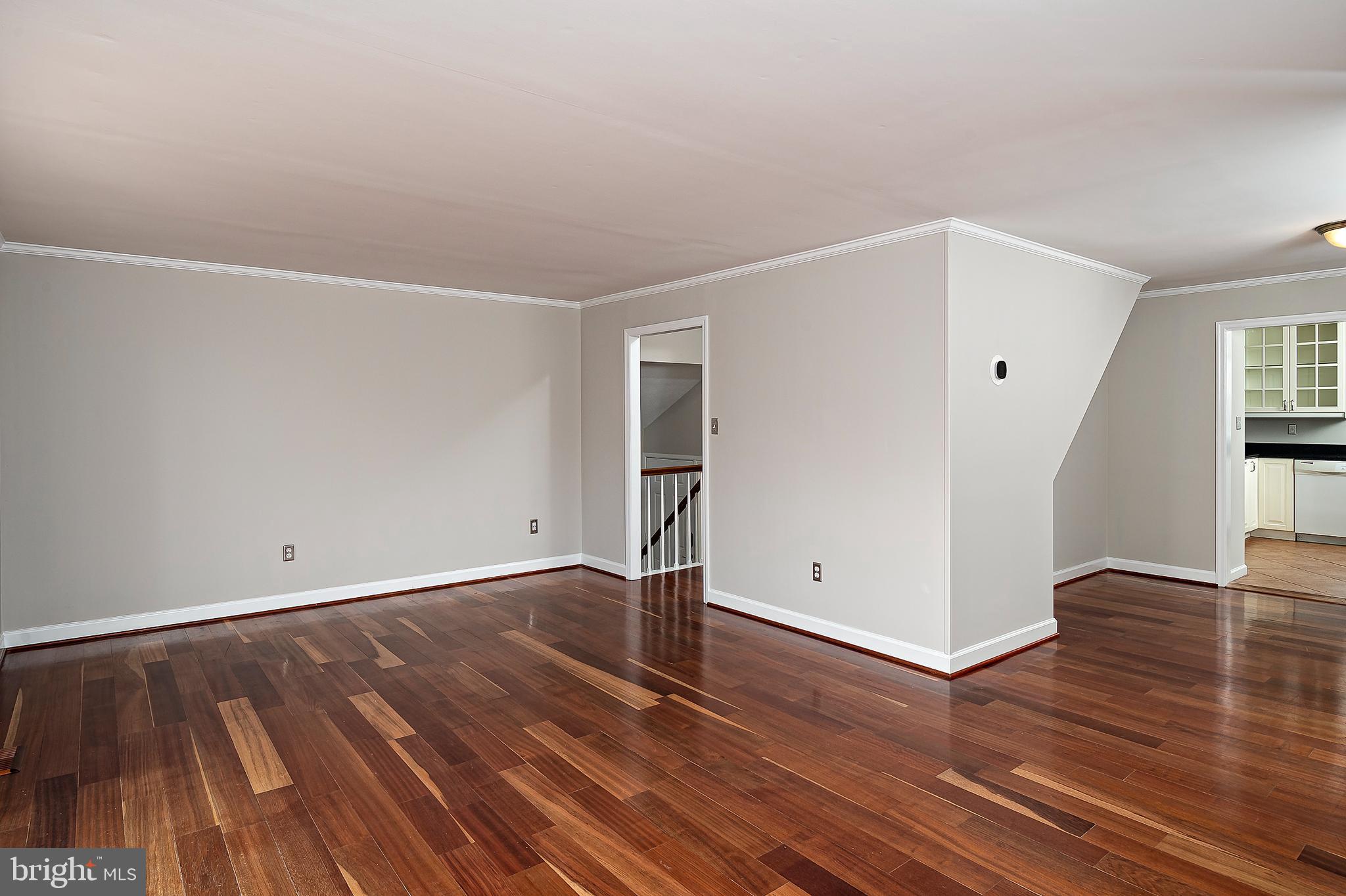 9766 Early Spring Way Columbia, MD 21046 - Photo 6 of 39 Gallery Image 6