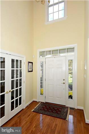 713 Childs Point Road Annapolis, MD 21401 - Photo 2 of 30 Interior (General)