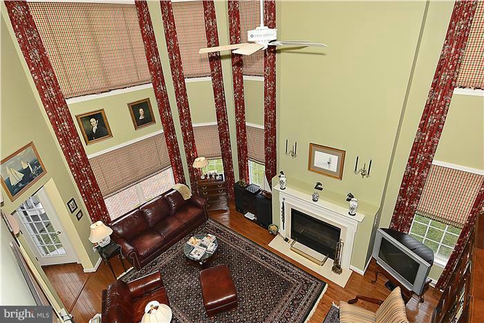713 Childs Point Road Annapolis, MD 21401 - Photo 13 of 30 Family Room