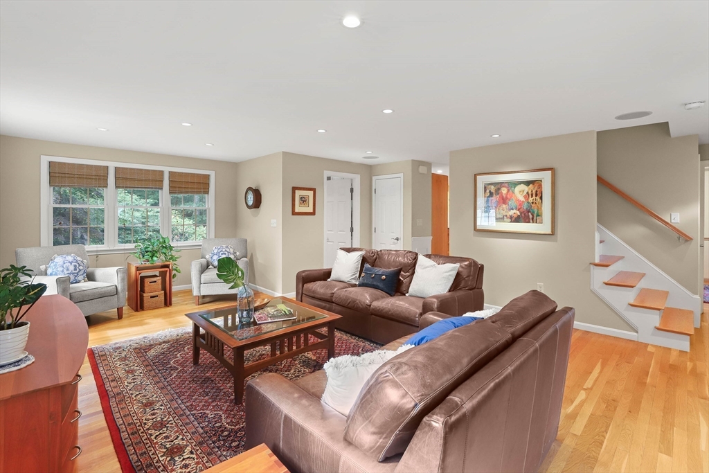 6 Mc Intosh Road Chelmsford, MA 01824 - Photo 12 of 40 Gallery Image 12