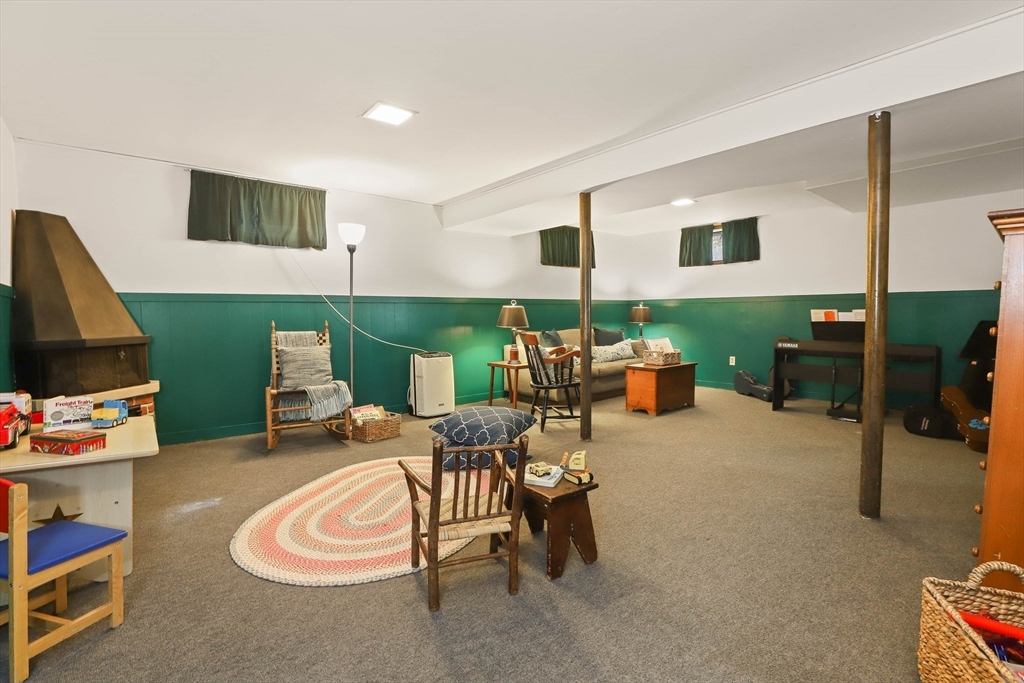 6 Mc Intosh Road Chelmsford, MA 01824 - Photo 28 of 40 Gallery Image 28