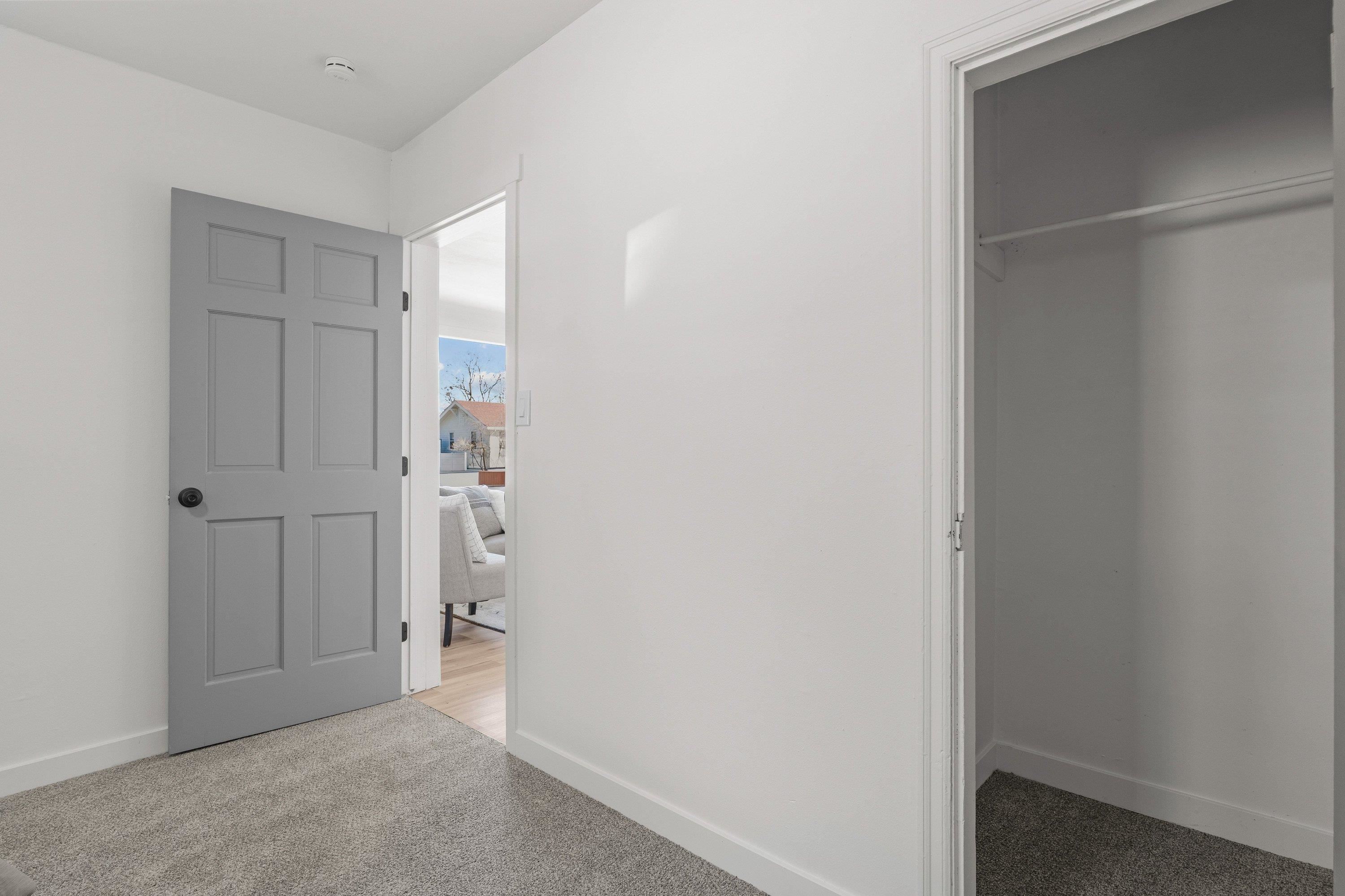 2218 East 4th Avenue Spokane, WA 99202 - Photo 14 of 35