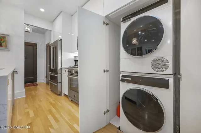 $4,500 | 47 Lafayette Place, Unit 1H, Greenwich, CT 06830