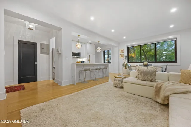 $4,500 | 47 Lafayette Place, Unit 1H, Greenwich, CT 06830