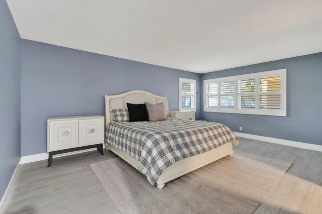 $649,000 | 372 Golfview Road, Unit 201, North Palm Beach, FL 33408