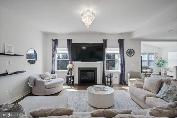 $809,990 | 2094 Whithorn Hill, Jeffersonton, VA 22724