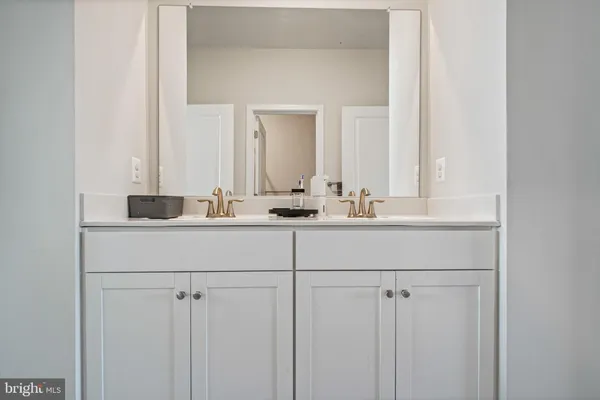 $809,990 | 2094 Whithorn Hill, Jeffersonton, VA 22724