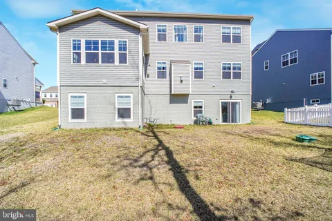 $815,000 | 2094 Whithorn Hill, Jeffersonton, VA 22724