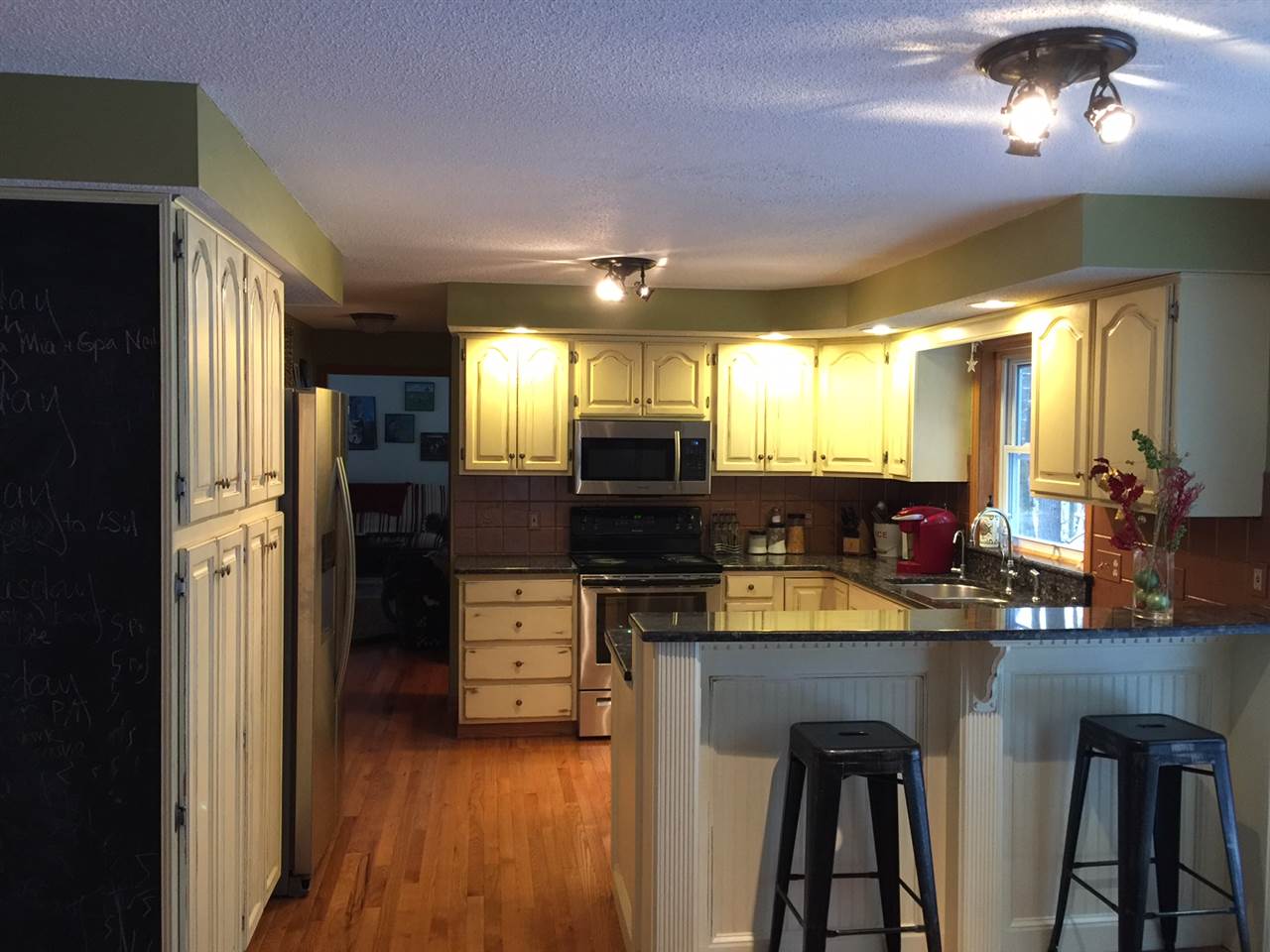1 Lafayette Road Londonderry, NH 03053 - Photo 4 of 40