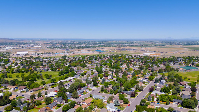 2065 Faye Lane Pocatello, ID 83201 - Photo 7 of 52