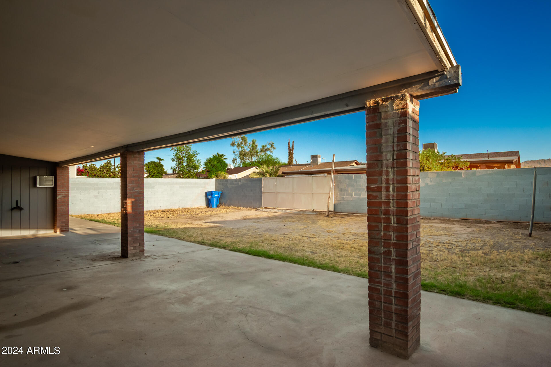 1527 West Carson Road Phoenix, AZ 85041 - Photo 19 of 22 Patio
