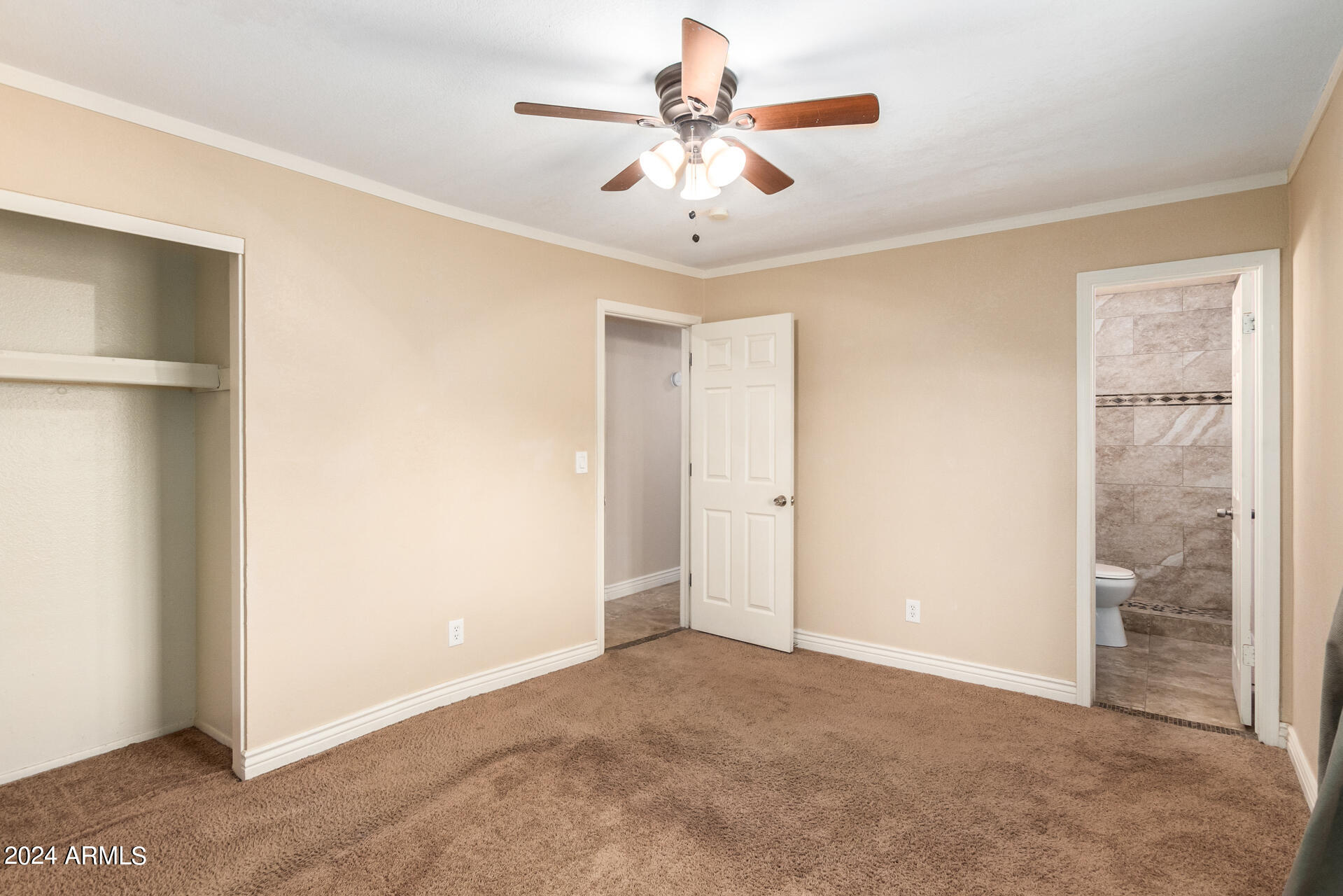 1527 West Carson Road Phoenix, AZ 85041 - Photo 6 of 22 Primary Bedroom