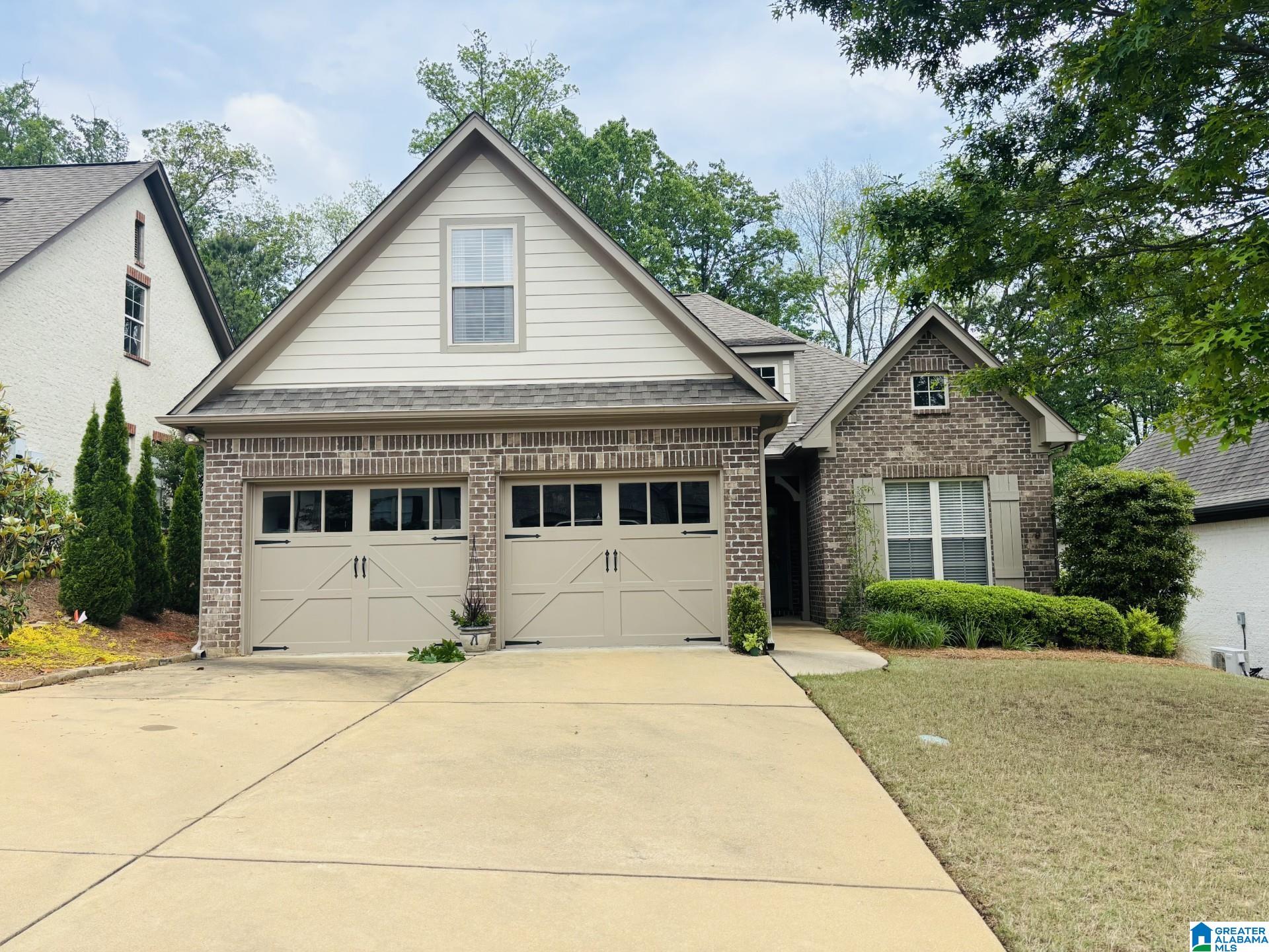 827 Bainbridge Way Birmingham, AL 35210 - Photo 1 of 1