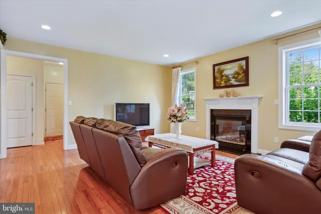 $1,350,000 | 5 Kent Lane, Paoli, PA 19301