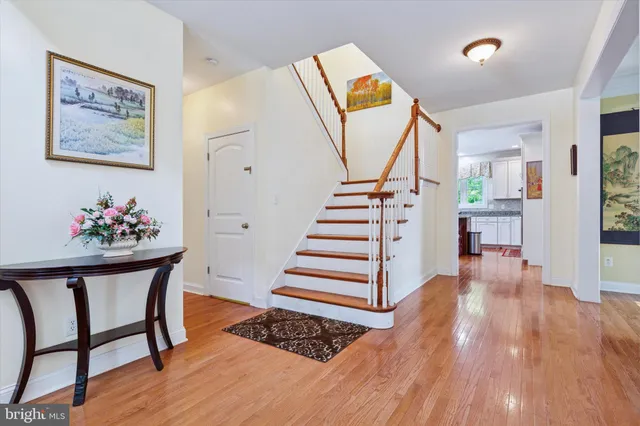 $1,350,000 | 5 Kent Lane, Paoli, PA 19301