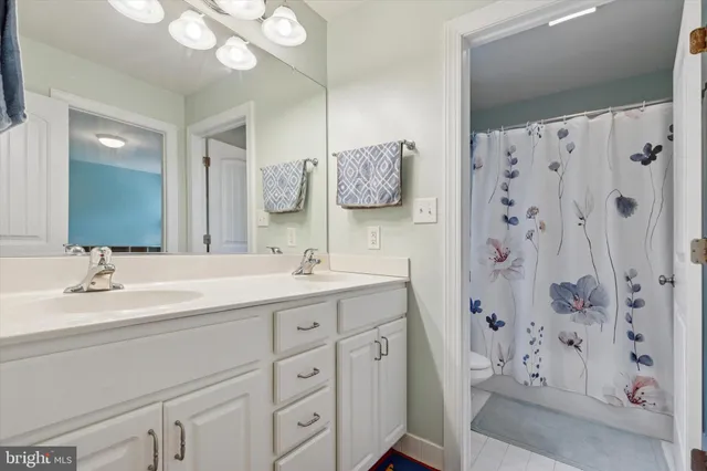 $1,350,000 | 5 Kent Lane, Paoli, PA 19301