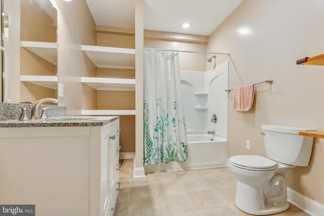 $1,350,000 | 5 Kent Lane, Paoli, PA 19301