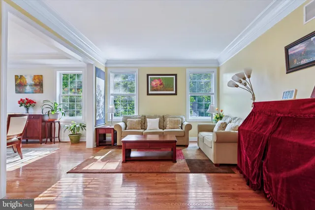 $1,350,000 | 5 Kent Lane, Paoli, PA 19301