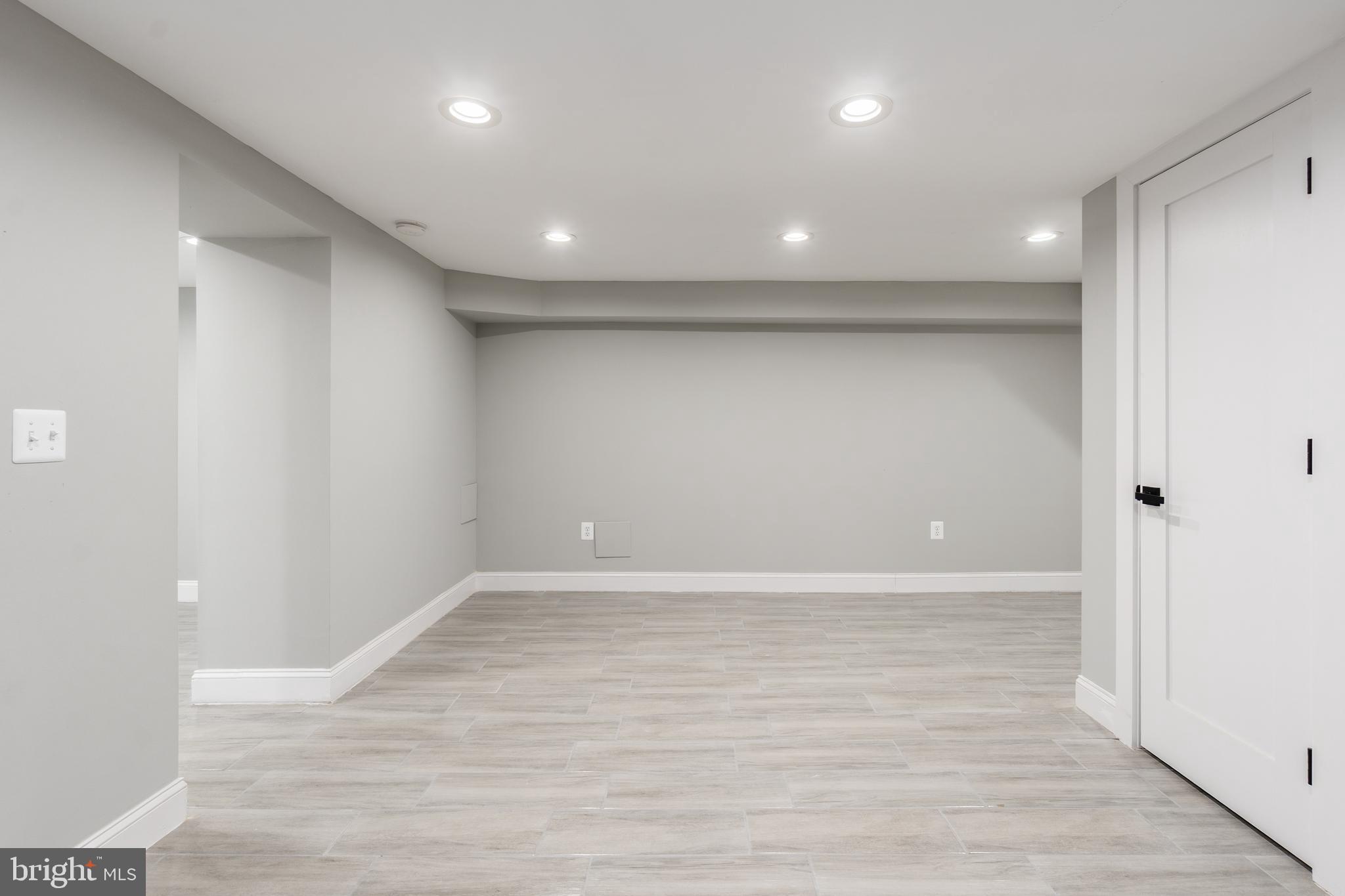 928 Perry Place Northeast Washington, DC 20017 - Photo 30 of 36 a view of an empty room