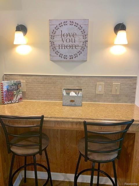 1144 West Reid Road Flint, MI 48507 - Photo 14 of 52
