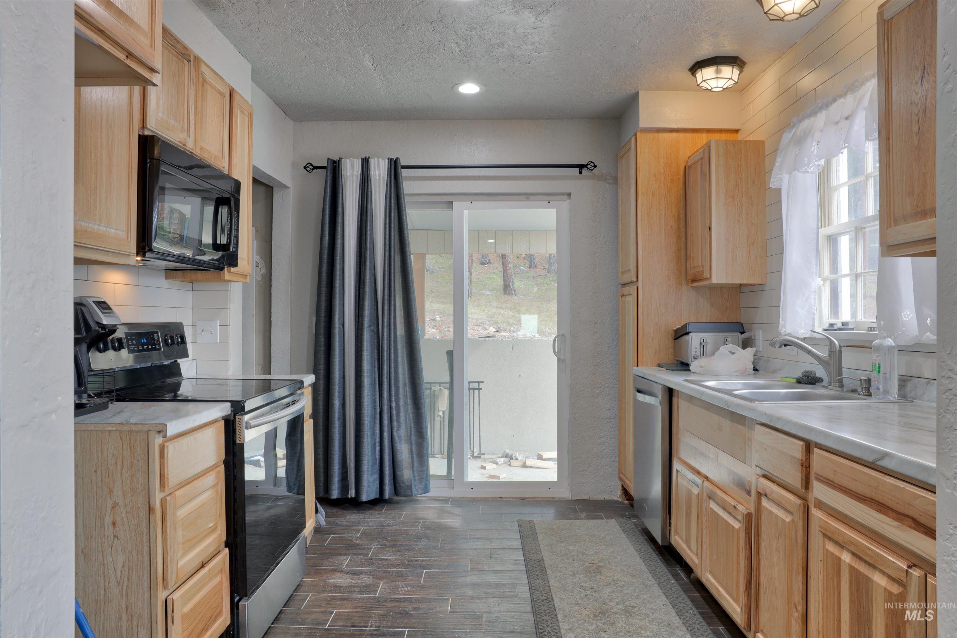 305 North 3rd Street McCall, ID 83638 - Photo 8 of 17