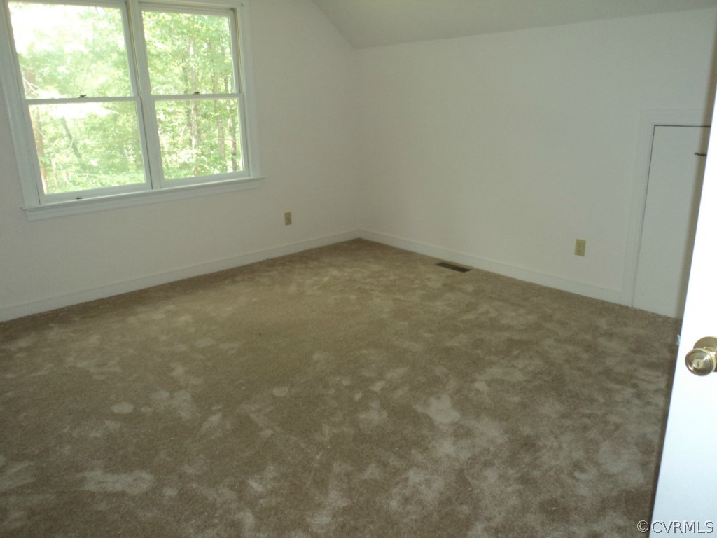 3095 Maidens Road Powhatan, VA 23139 - Photo 10 of 14 Gallery Image 10
