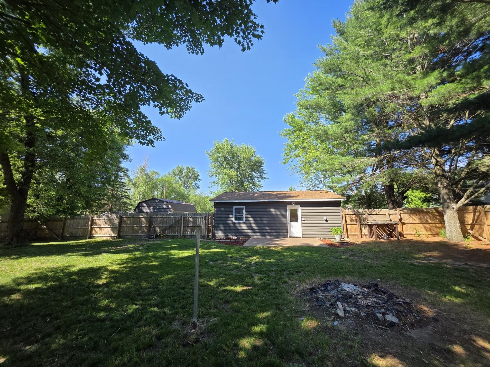 8937 Valley Road Northwest Rapid City, MI 49676 - Photo 22 of 26 1947711-854606e3-c7d5-473c-beac-bedc35deb3a3.JPG